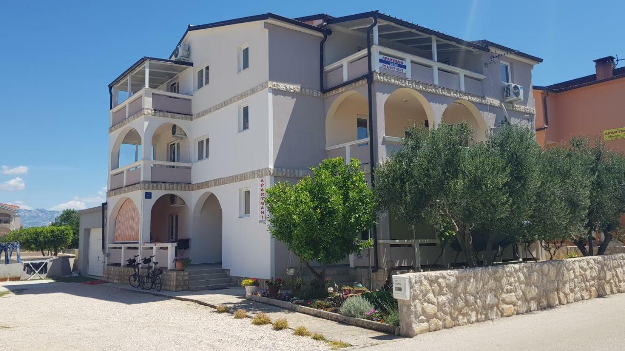 Apartments Beba Vir Exteriér fotografie